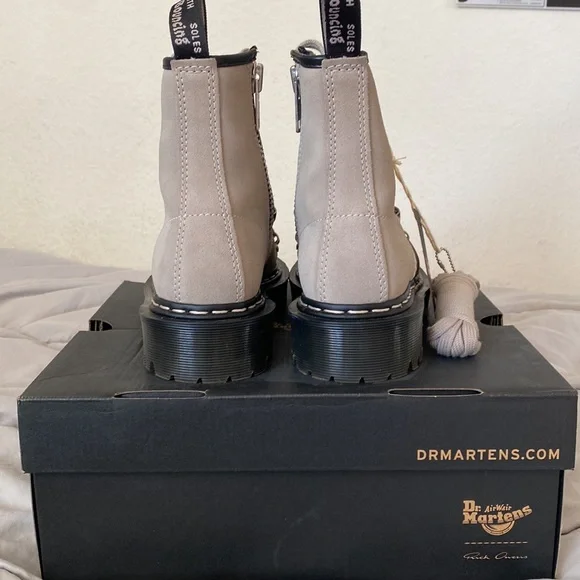Rick Owens x Dr.Martens 1460 Bex Light Taupe - Picture 4 of 7